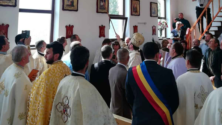 Sfințirea bisericii greco-catolice din Visuia