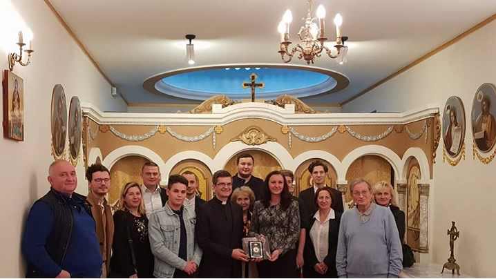 Ministrul Natalia-Elena Intotero s-a întâlnit cu reprezentanți ai comunității greco-catolice românești din Franța