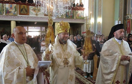Participare din România la sărbătoarea parohiei greco-catolice din Apșa de Mijloc, Ucraina
