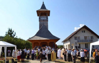 Sfințirea la Târgu Lăpuș a primei biserici închinată Episcopilor greco-catolici martiri