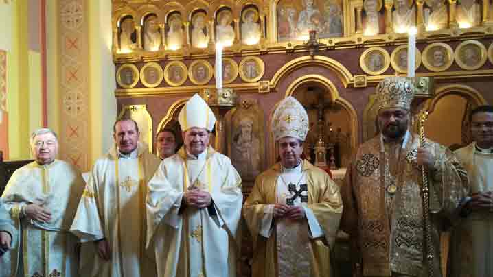 110 ani de la sfințirea altarului – Sfânta Liturghie la catedrala Sfântul Vasile