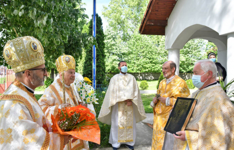 Vizită pastorală a PS Alexandru Mesian și a PS Ioan Călin Bot în parohia Lugoj III. Sărbătoarea hramului Sfânta Ioana Antida Thouret