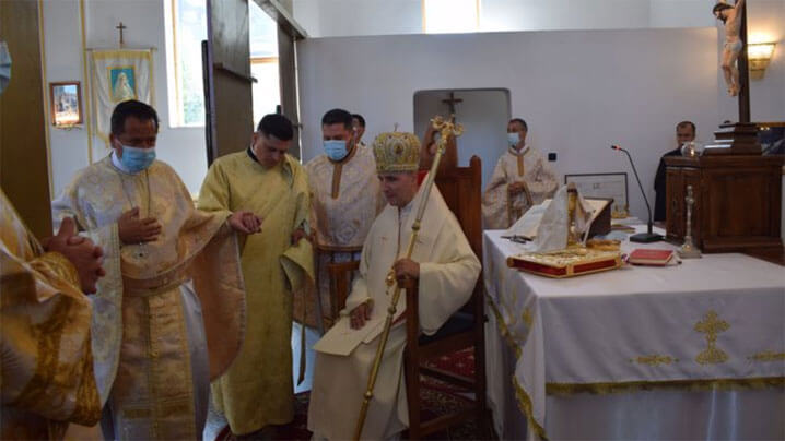 Hirotonire de preot și prima împărtășanie solemnă în Parohia „Schimbarea la față” din Nufărul