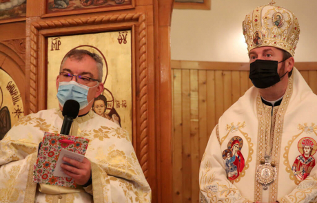 PS Claudiu în parohia “Fericiții episcopi martiri greco-catolici români” din cartierul Gruia