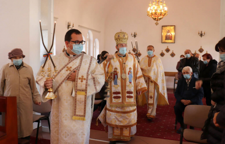 Celebrare arhierească, în Ziua Mondială a Săracilor, la Mănăstirea Maicii Domnului din Cluj-Napoca