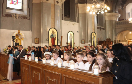 Prima Împărtășanie și hirotonire diaconală la Catedrala din Cluj