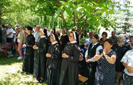 Pelerinajul la mănăstirea „Coborârea Spiritului Sfânt” din Molișet