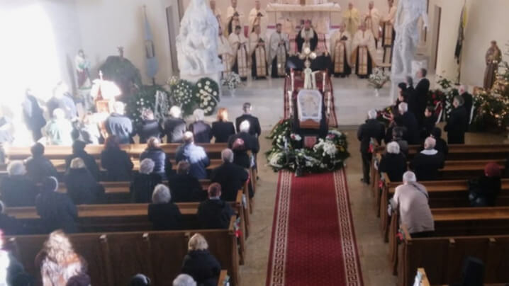 Părintele Rațiu Vasile a fost înmormântat. PS Vasile: „Un chip blând, păstor al Bisericii noastre, cu o vocație nobilă”. A fost preot și medic