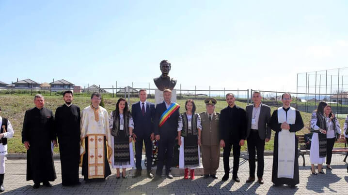 Simpozion și binecuvântare de bust dedicate marelui cărturar greco-catolic George Barițiu, la Jucu