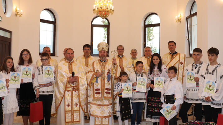 Vizită pastorală și Prima Sf. Împărtășanie în parohia Cordoș-Baciu